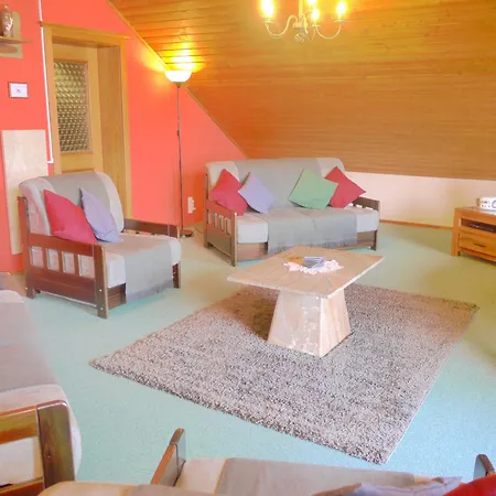 Spacious In Hausbellevue With Balcony And Panoramic Mountain Aspect Apartment Sankt Michael im Lungau