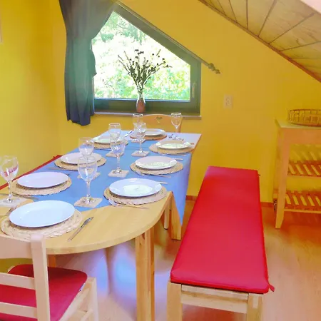 Spacious In Hausbellevue With Balcony And Panoramic Mountain Aspect Sankt Michael im Lungau