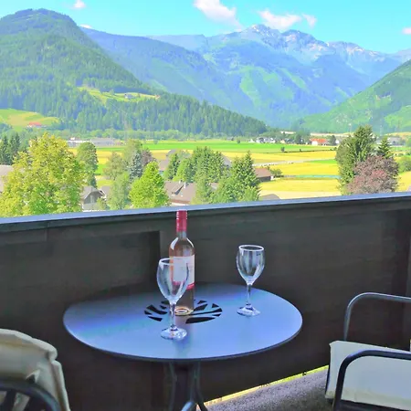 Spacious In Hausbellevue With Balcony And Panoramic Mountain Aspect Sankt Michael im Lungau