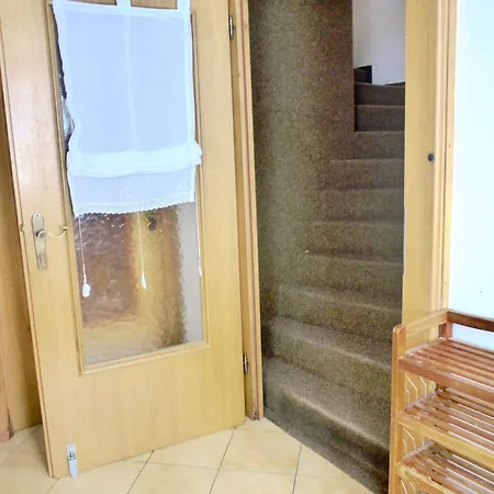 Apartment Spacious In Hausbellevue With Balcony And Panoramic Mountain Aspect *