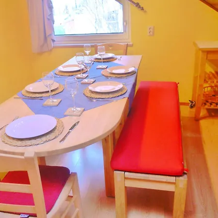 Spacious In Hausbellevue With Balcony And Panoramic Mountain Aspect Sankt Michael im Lungau