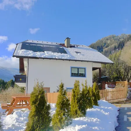 Spacious In Hausbellevue With Balcony And Panoramic Mountain Aspect Sankt Michael im Lungau