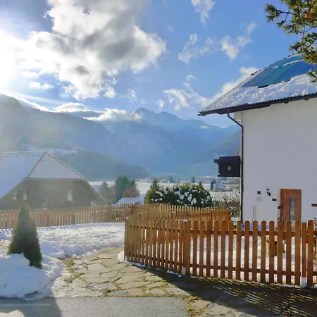 Spacious In Hausbellevue With Balcony And Panoramic Mountain Aspect