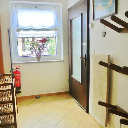 Spacious In Hausbellevue With Balcony And Panoramic Mountain Aspect Apartment *